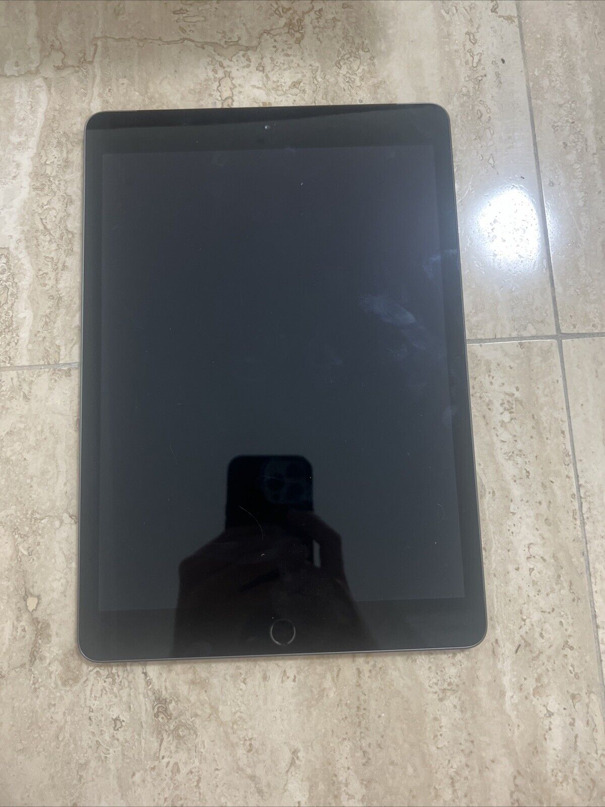 Apple iPad 7th Gen. 128GB, Wi-Fi + 4G Cellular, 10.2 in