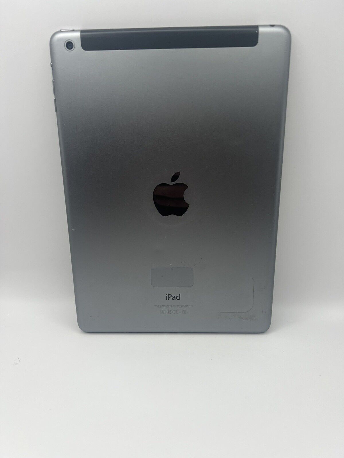 Apple iPad Air 1st Gen. 16GB, Wi-Fi + Cellular (Unlocked), 9.7in