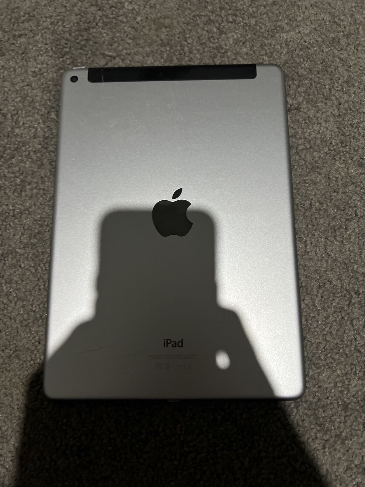 Apple iPad Air 2 16GB, Wi-Fi + Cellular (Unlocked), 9.7in