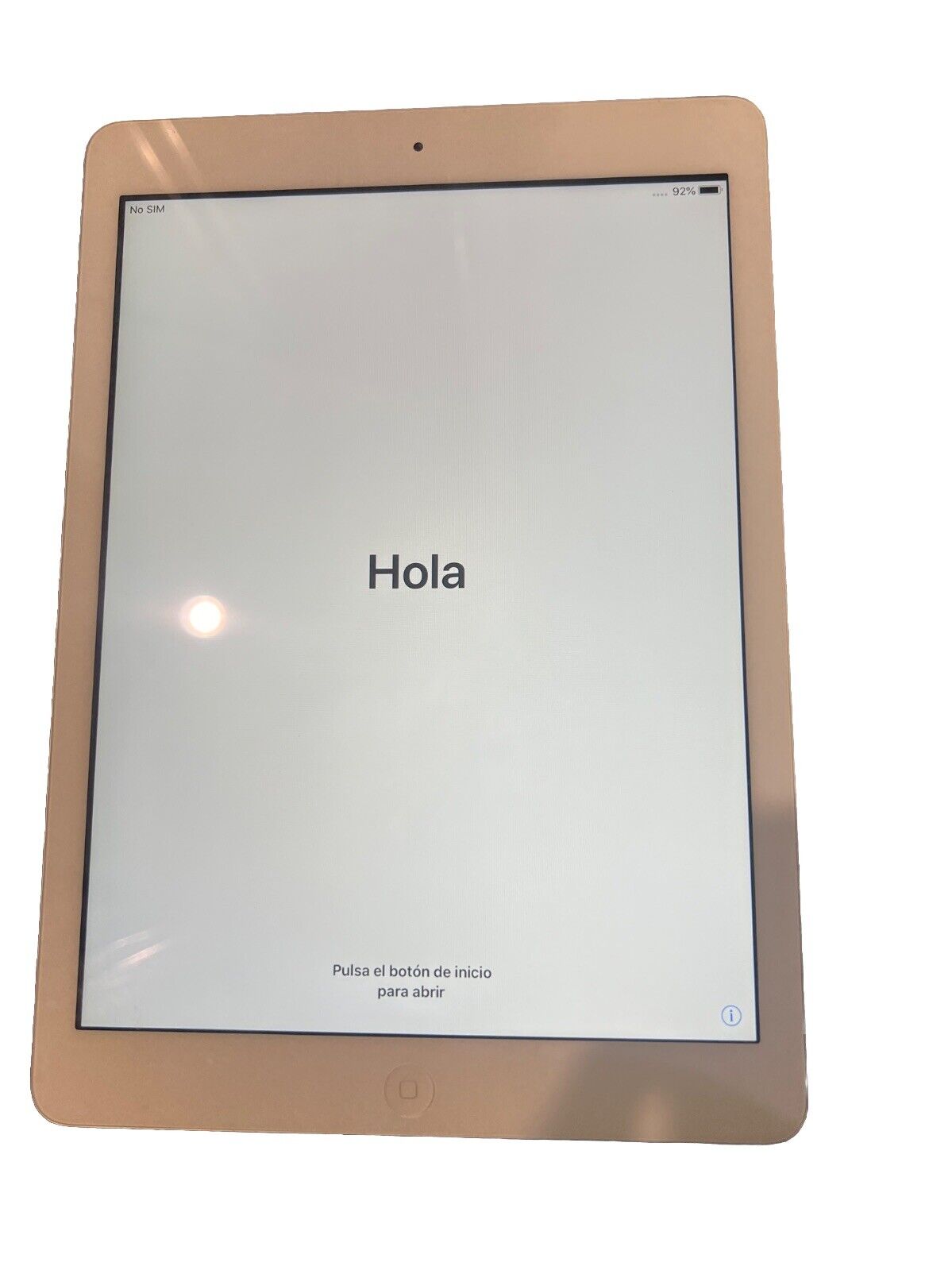 Apple iPad Air 1st Gen. 16GB, Wi-Fi + Cellular (Unlocked), 9.7in