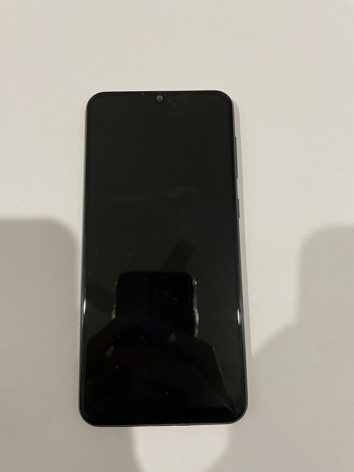 Samsung Galaxy A30 32GB - Cracked, Telstra locked