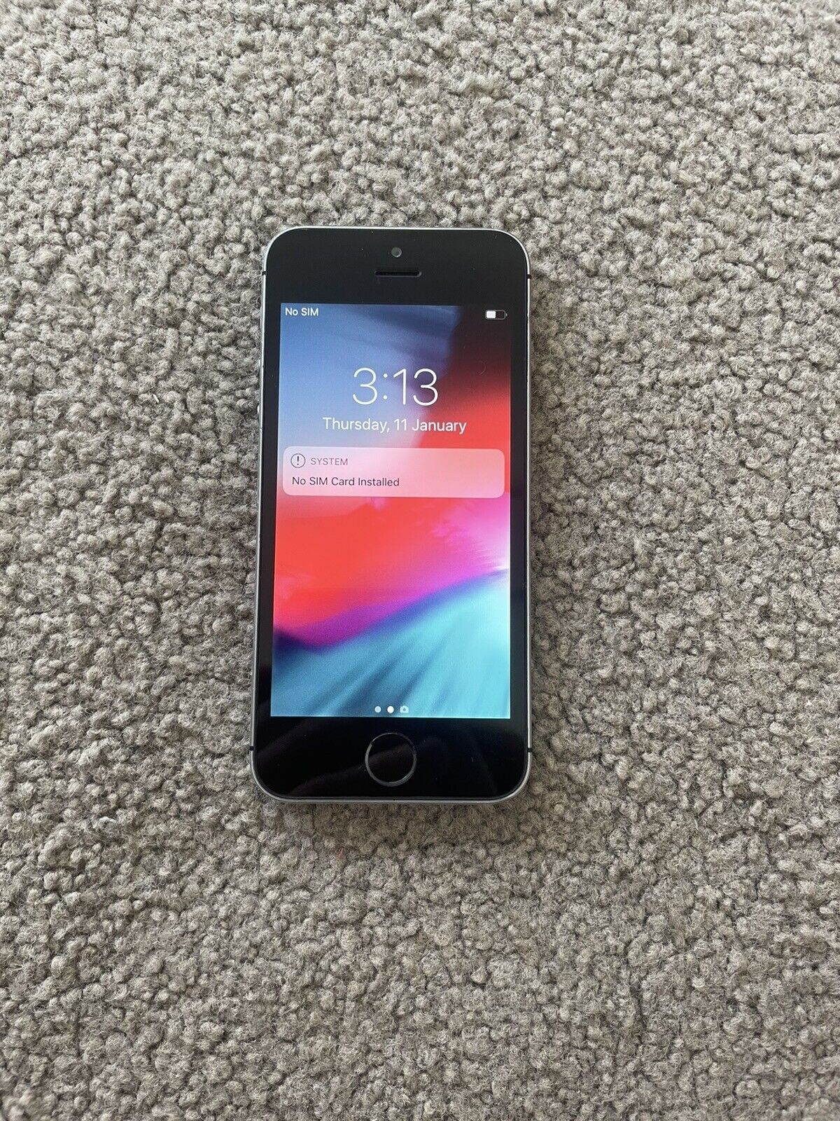 Apple iPhone 5s - 16GB - Space Grey (Telstra Locked)