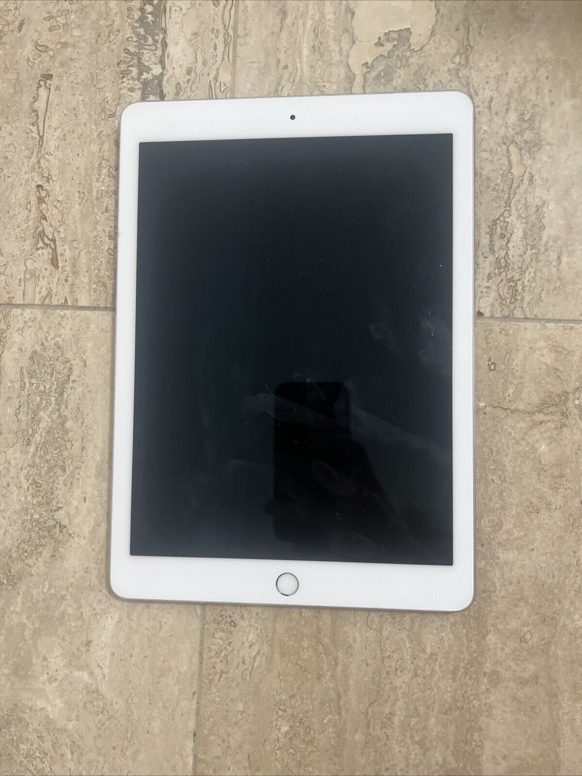 Apple iPad Pro 1st Gen. 256GB, Wi-Fi + 4G Cellular 9.7 in (AU Stock)