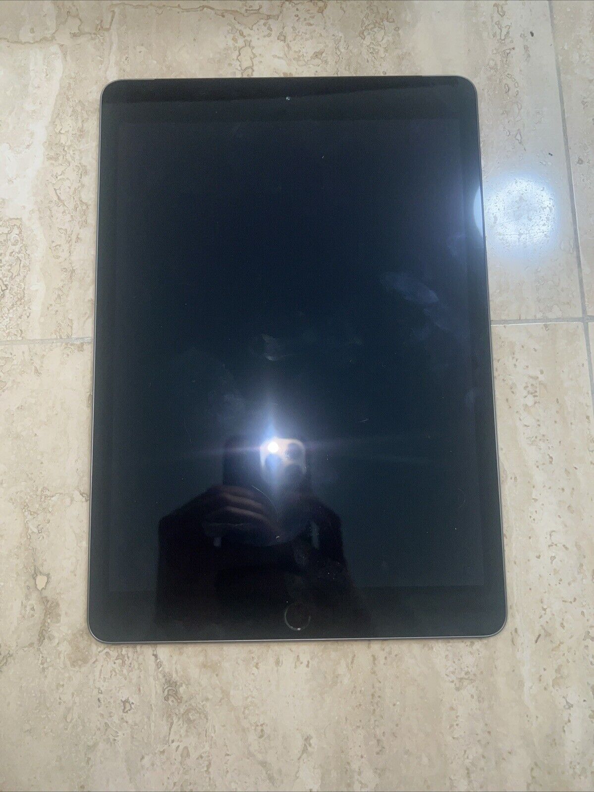 Apple iPad 7th Gen. 128GB, Wi-Fi + 4G Cellular, 10.2 in